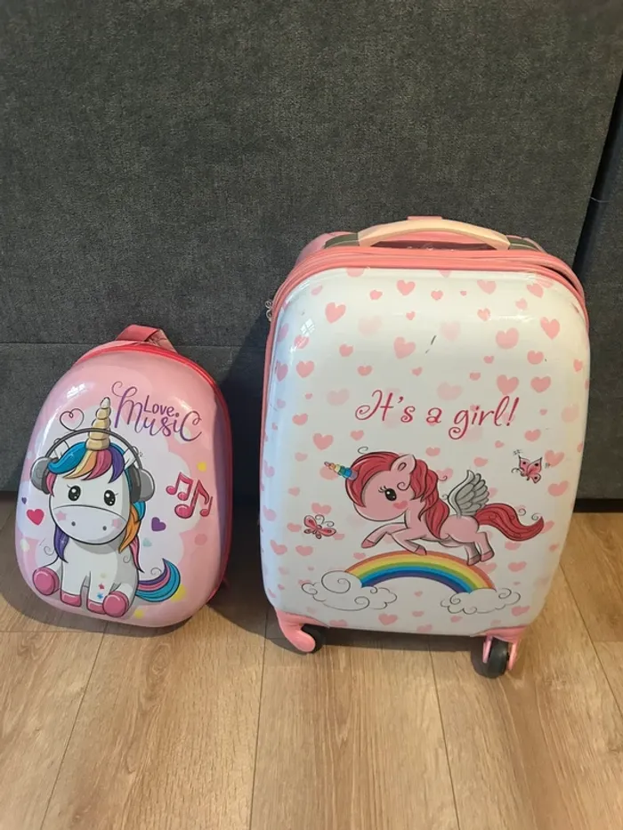 Valise et sac à dos