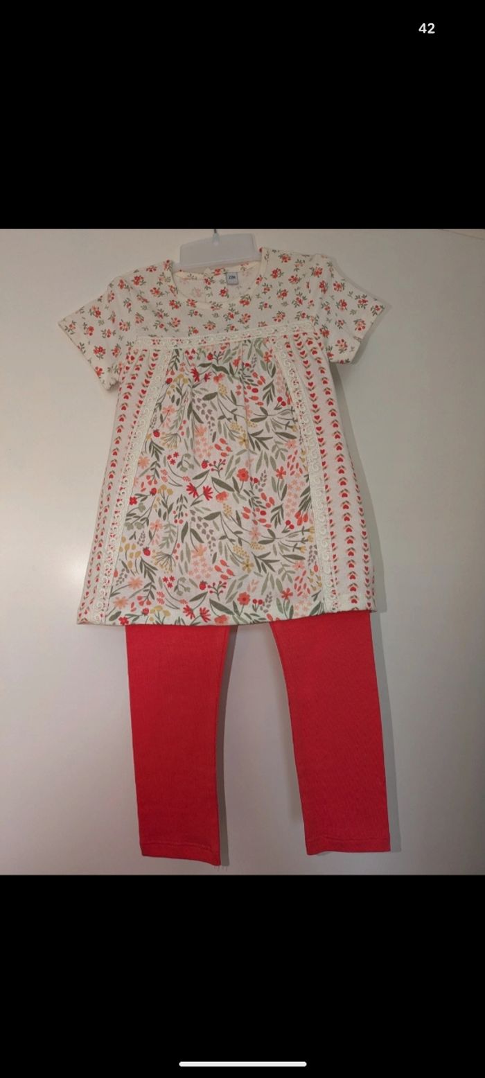 Ensemble 2 pièces  taille 23 mois