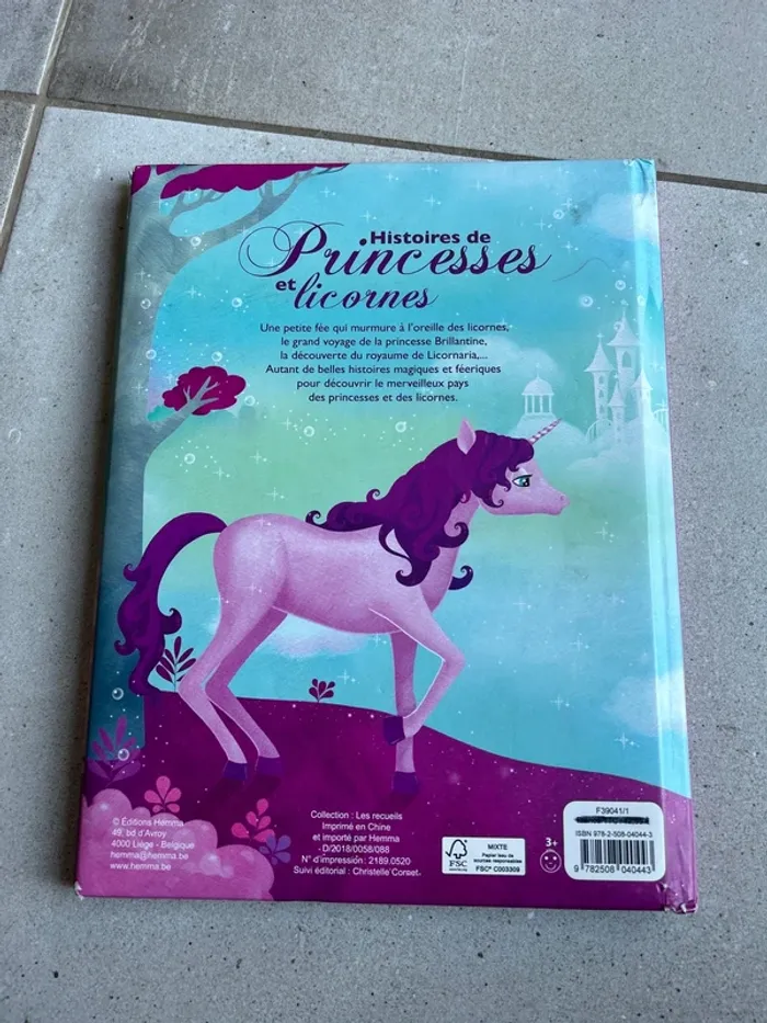 Livre histoires de princesses et licornes - photo numéro 4