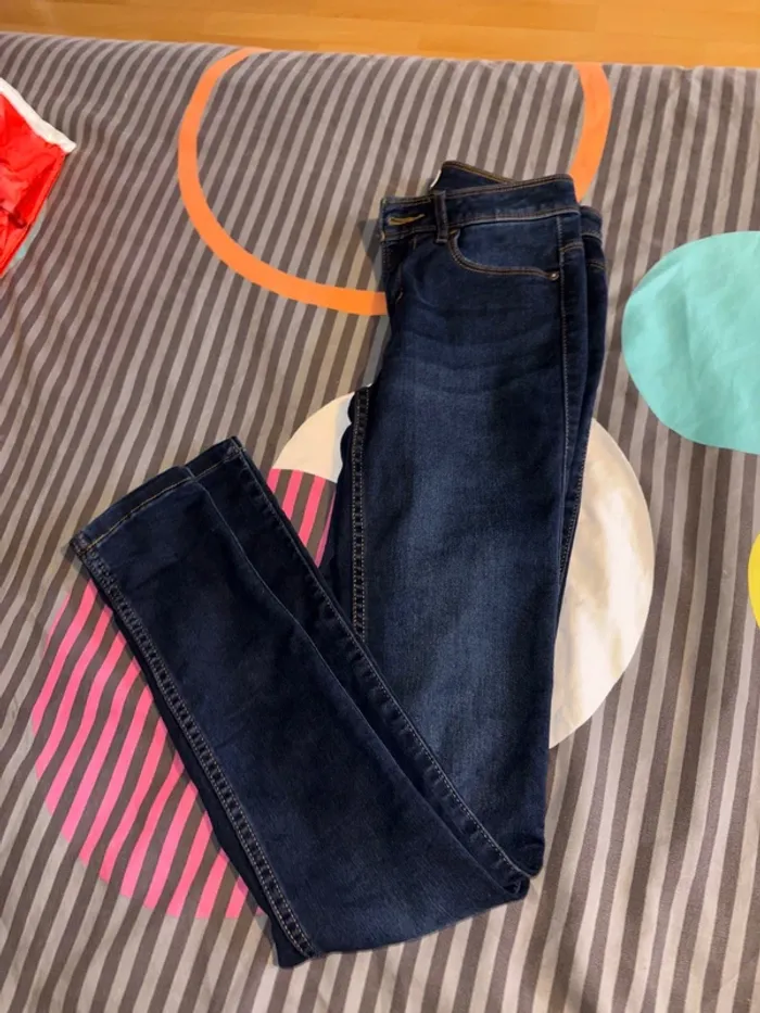 Jean fille xs taille 32