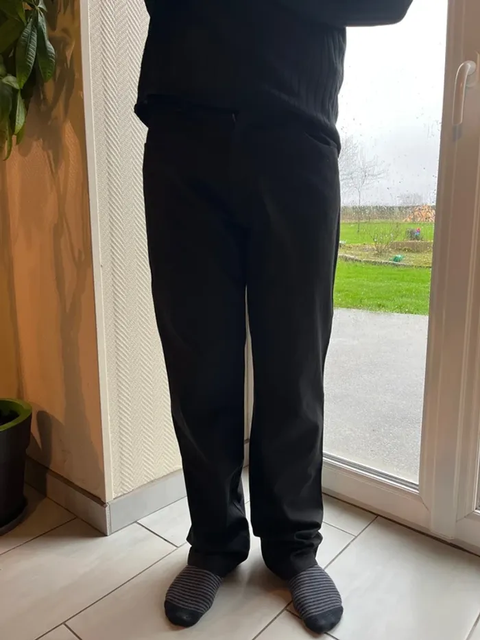 Pantalon homme noir taille 40