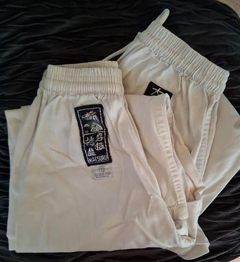 Lot pantalon kimono taille 8 ans