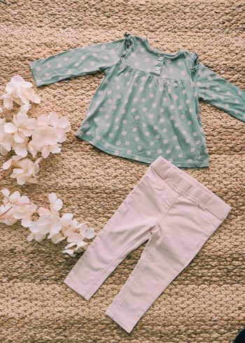 Ensemble fille 24 mois avec blouse et pantalon printemps