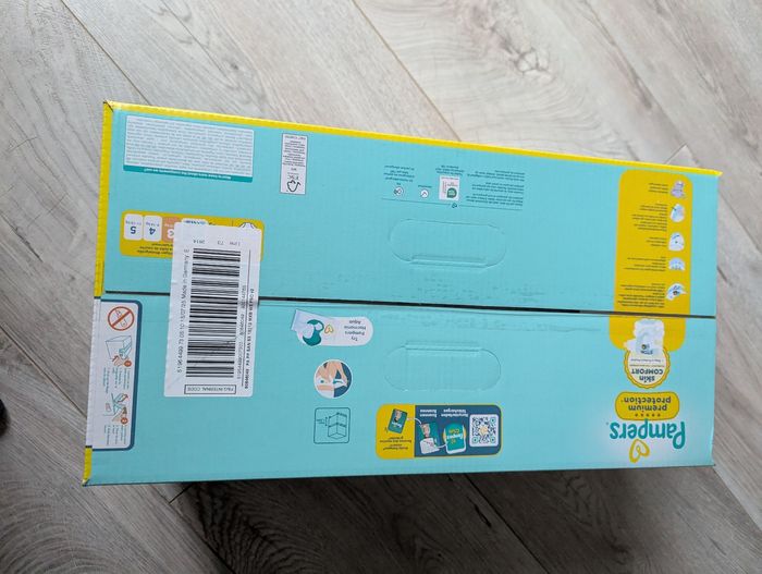 Carton couches pampers taille 3 - photo numéro 5