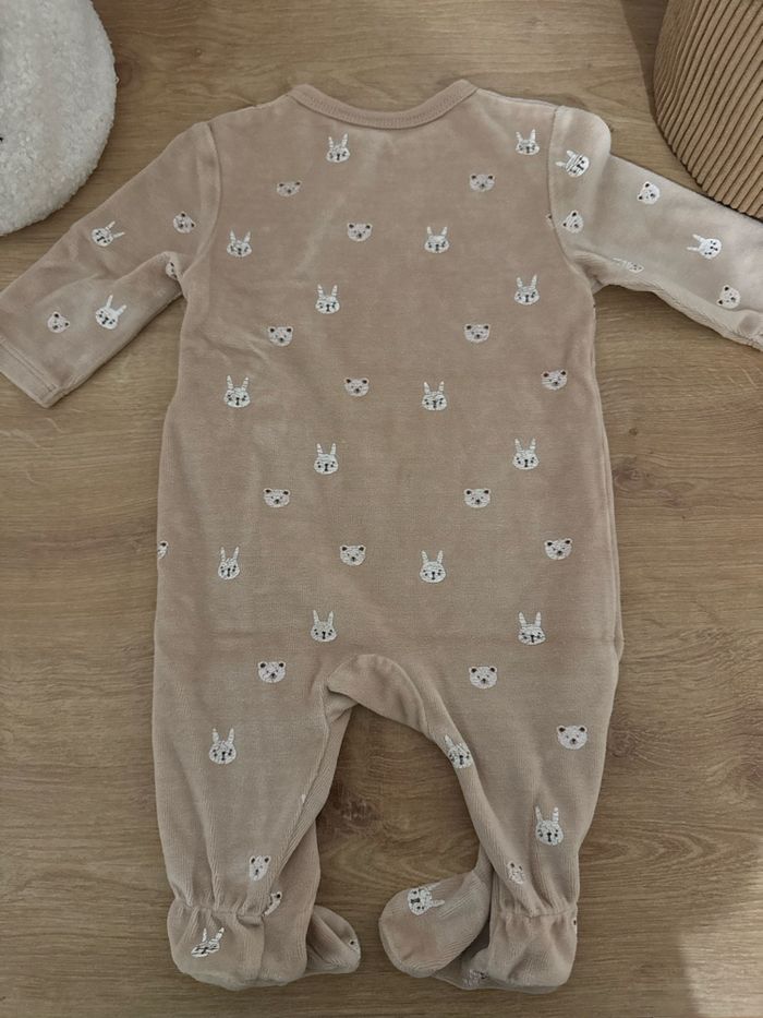 Lot de 3 pyjamas bébé mixte - taille 3 mois - photo numéro 3