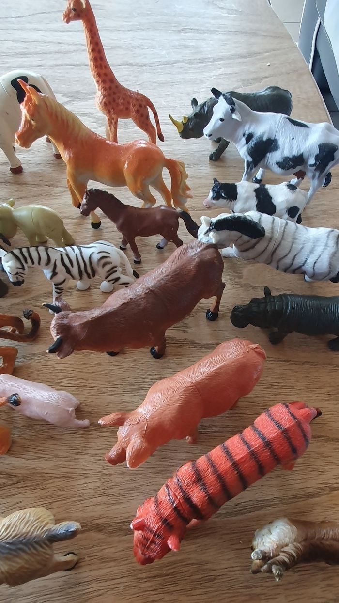Lot de 35 animaux en plastique pour enfants - photo numéro 4