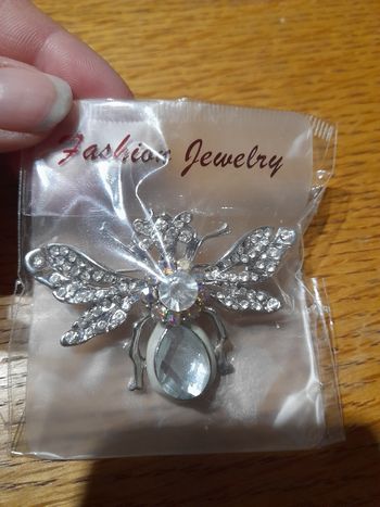 Broche