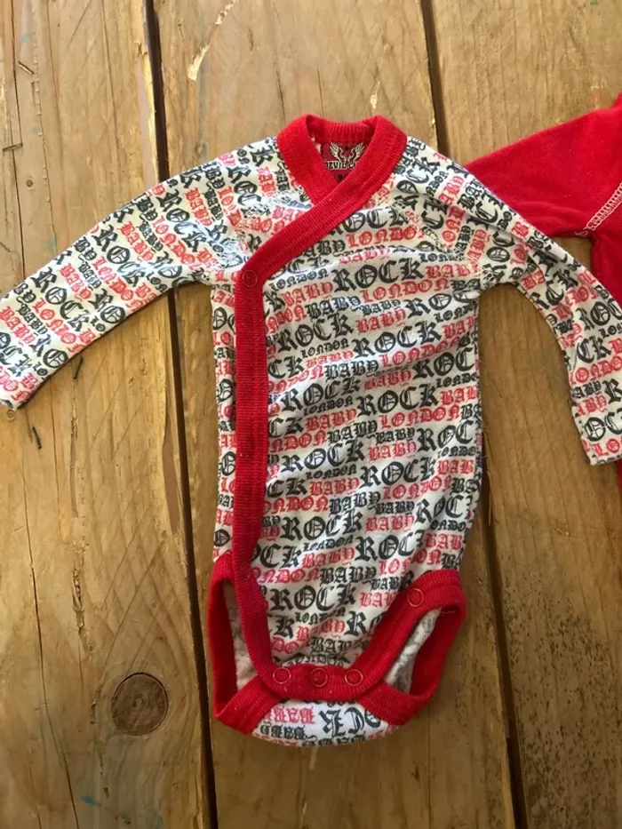 Bodies - photo numéro 2