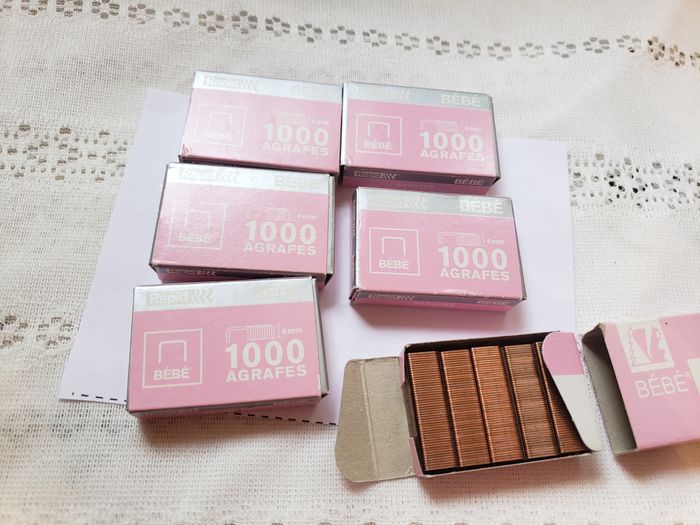 Lot de 6 boîtes neuves de 100 agrafes 4 mm pour agrafeuse rapid - photo numéro 2