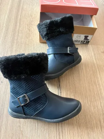 Bottine bleu fourrure noir pointure 29 neuve