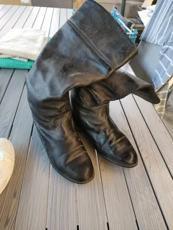 Botte taille 38 taille petit