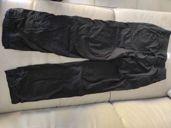 Pantalon noir mixte 10 ans neuf