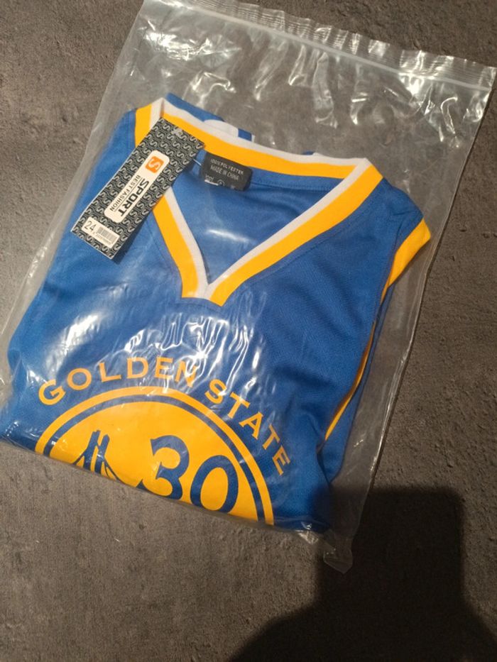 Tenue NBA golden state warriors Stephen Curry bleu. T.24 - photo numéro 5