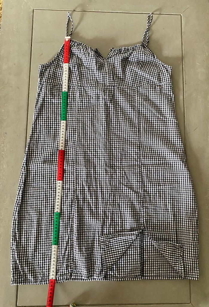 Robe vichy blanche et noire Pimkie taille 38 / 40 - photo numéro 11
