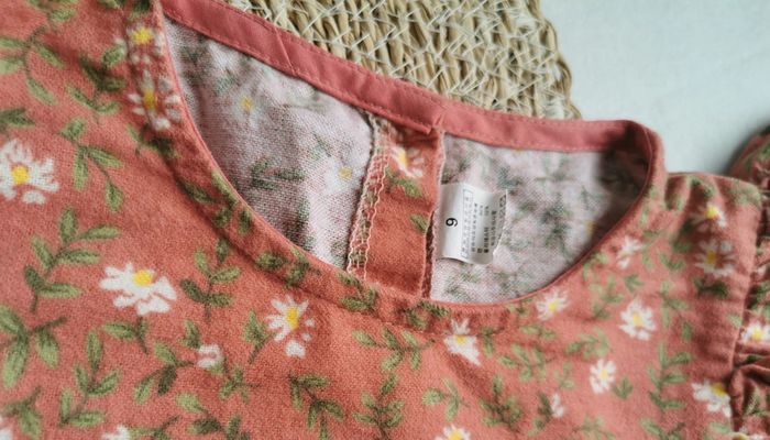Robe 👸froufrou, motif fleuri, 9ans - photo numéro 9