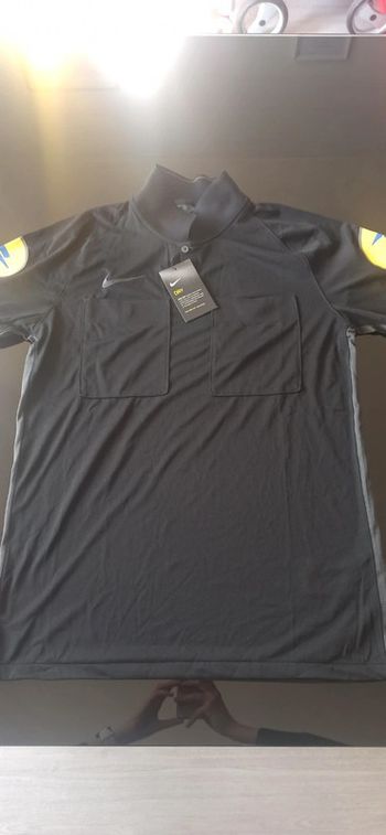 Polo arbitrage neuf noir taille L