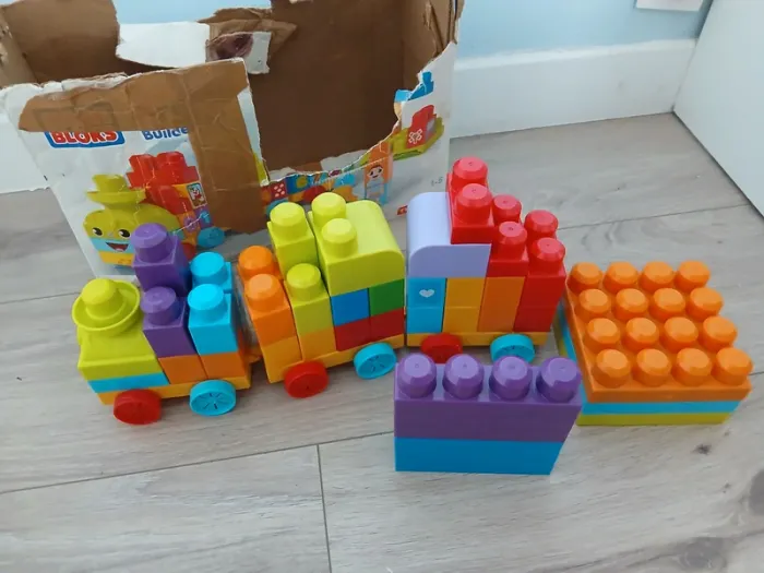 Lego premier age train