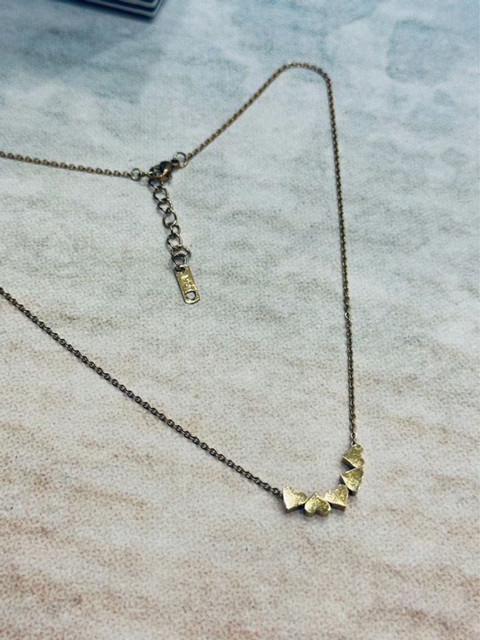Collier motifs cœur en acier inoxydable