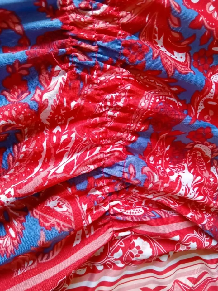 Tunique poncho manches papillon volantées motif floral rouge femme Taille 2 Toumaï - photo numéro 20