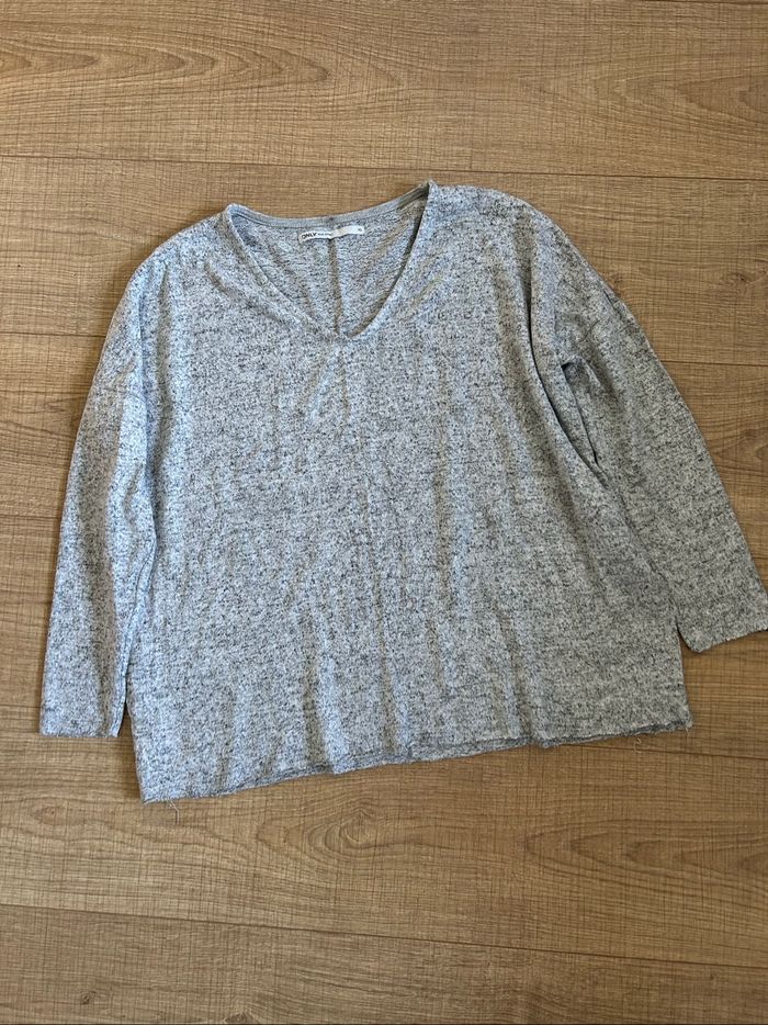 Pull court gris à manches longues Only taille XS TBE - photo numéro 7