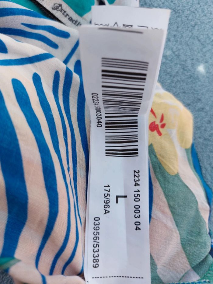 Stradivarius Haut court t.L - photo numéro 5