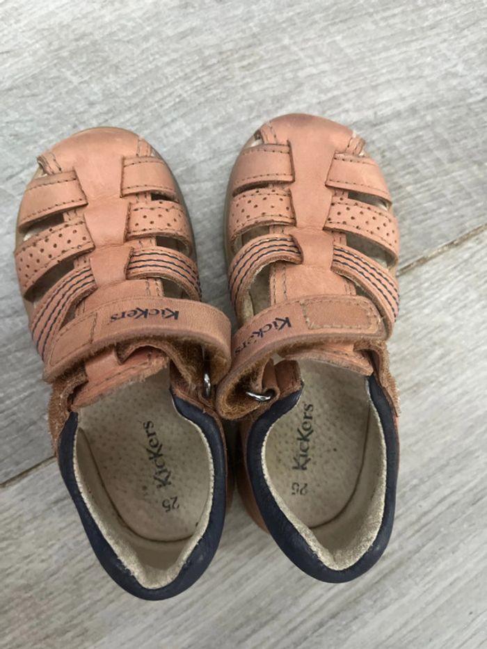 Chaussures Sandales Kickers 25 cuir - photo numéro 3
