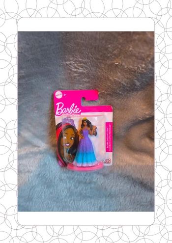 Figurine barbie princesse