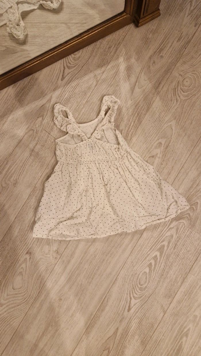 Superbe robe blanc cassé à pois noir en lin Kiabi 💫 24 mois - photo numéro 3