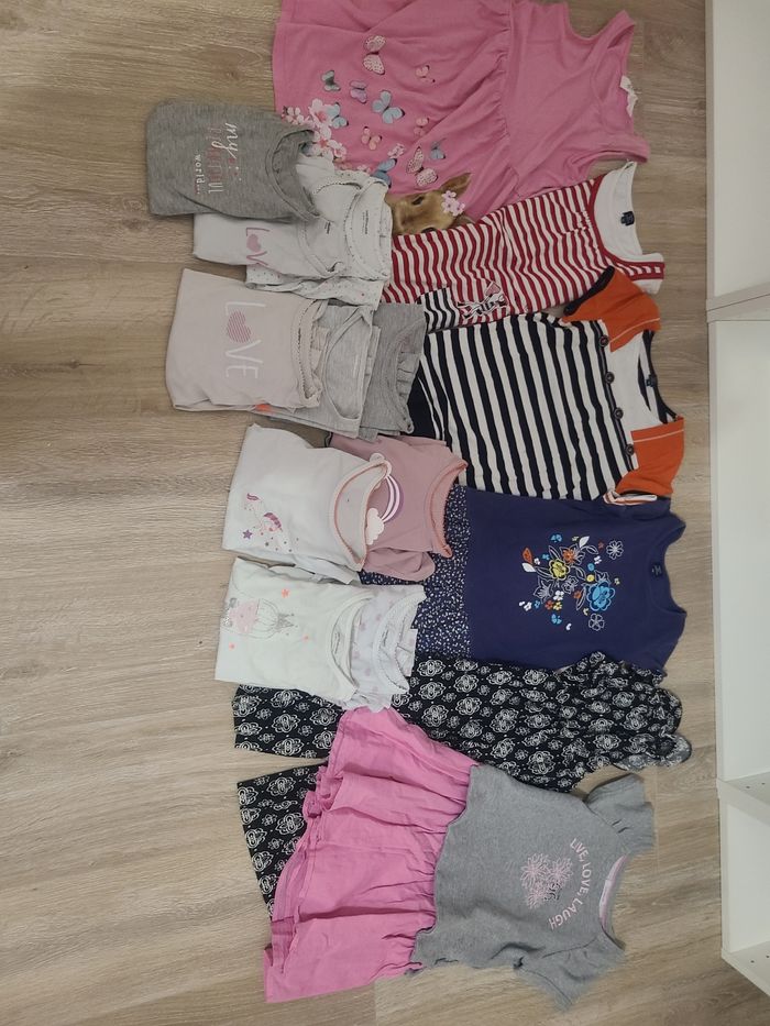 Lot vetement 6 ans 7 ans - photo numéro 2