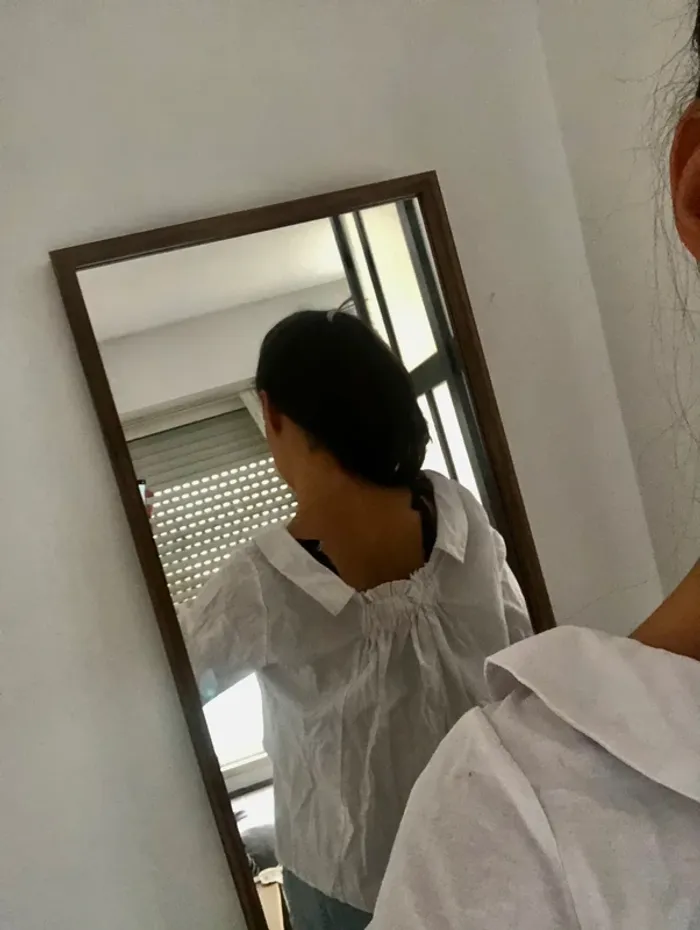 Chemise blanche col rond plissé dans le dos primark - photo numéro 4