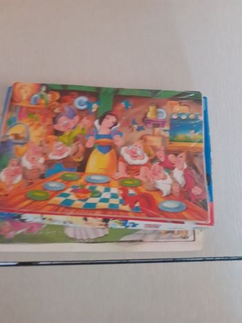 Lot 5 puzzles