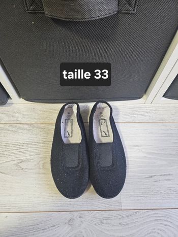 Chausson de gym taille 33 tex