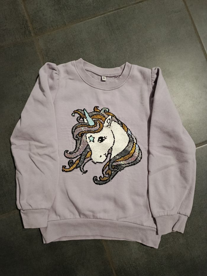Pull fille 8 ans