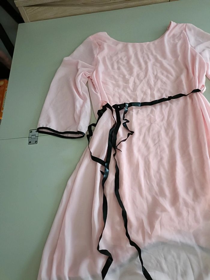 Robe rose taille 2 doublée - photo numéro 7