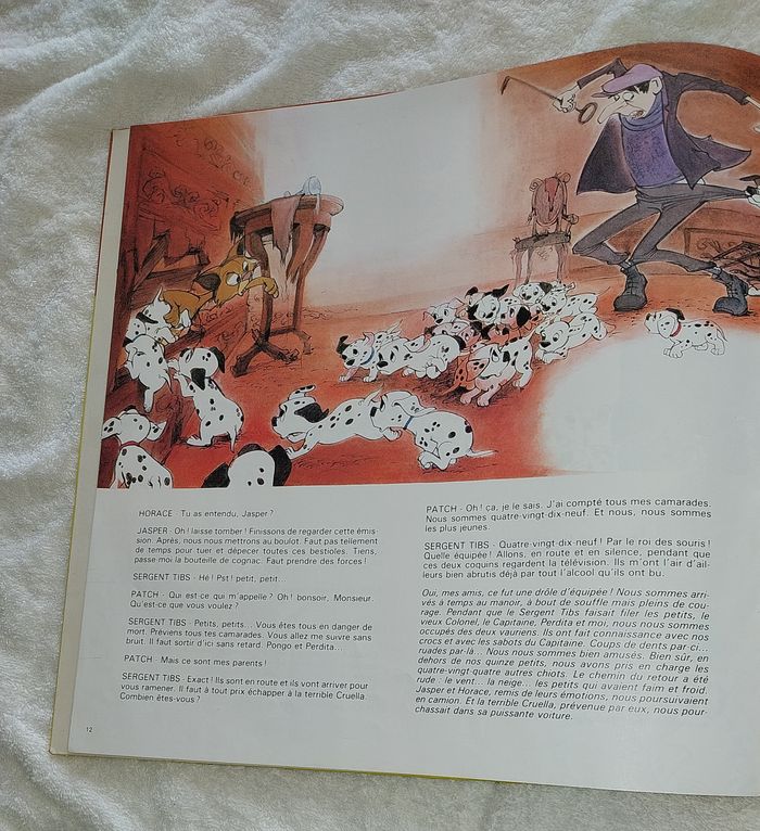 33 T livre disque Disneyland les 101 Dalmatiens Walt Disney + musiques et chansons du film - photo numéro 4