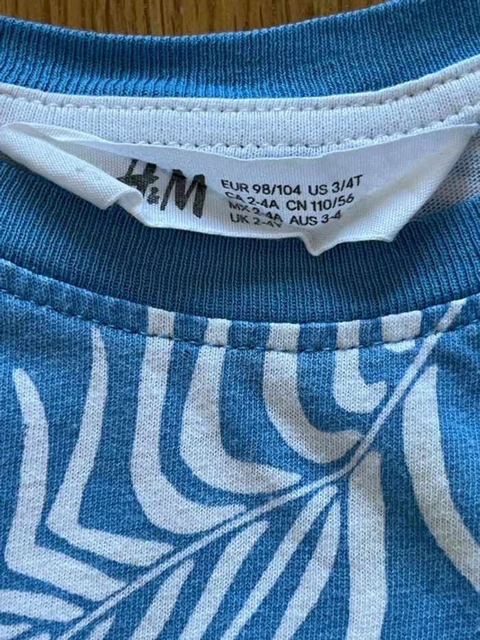 T shirt bleu et blanc type Hawaï 3 ans - photo numéro 3