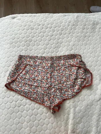 Short de pyjama fleuri
