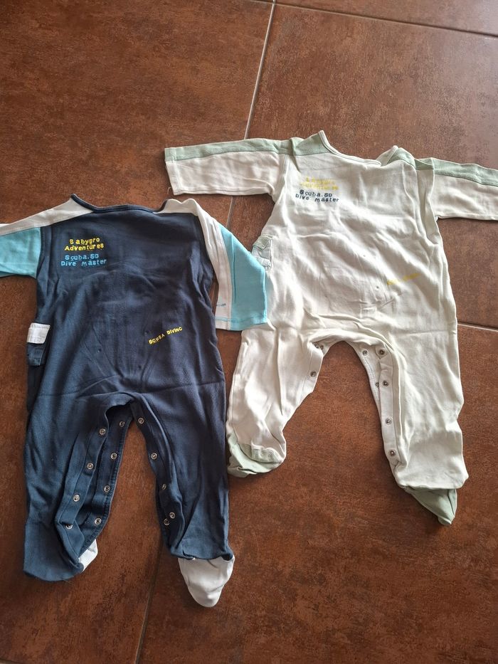 Lot pyjamas 18 mois - photo numéro 2