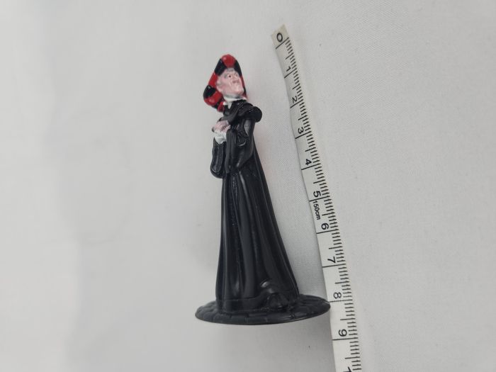 Figurine Claude Frollo - Le Bossu de Notre-Dame 1996 - Nestlé Disney - photo numéro 7