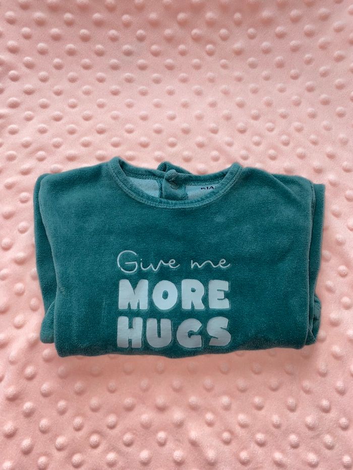 Pyjama « give me more hugs » Kiabi 18 mois - photo numéro 2