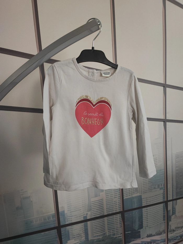 T-shirt manches longues blanc taille 23 mois