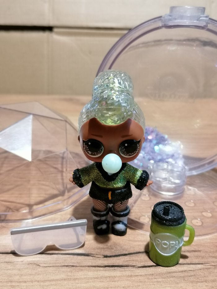 Poupée LOL Gitter Globe