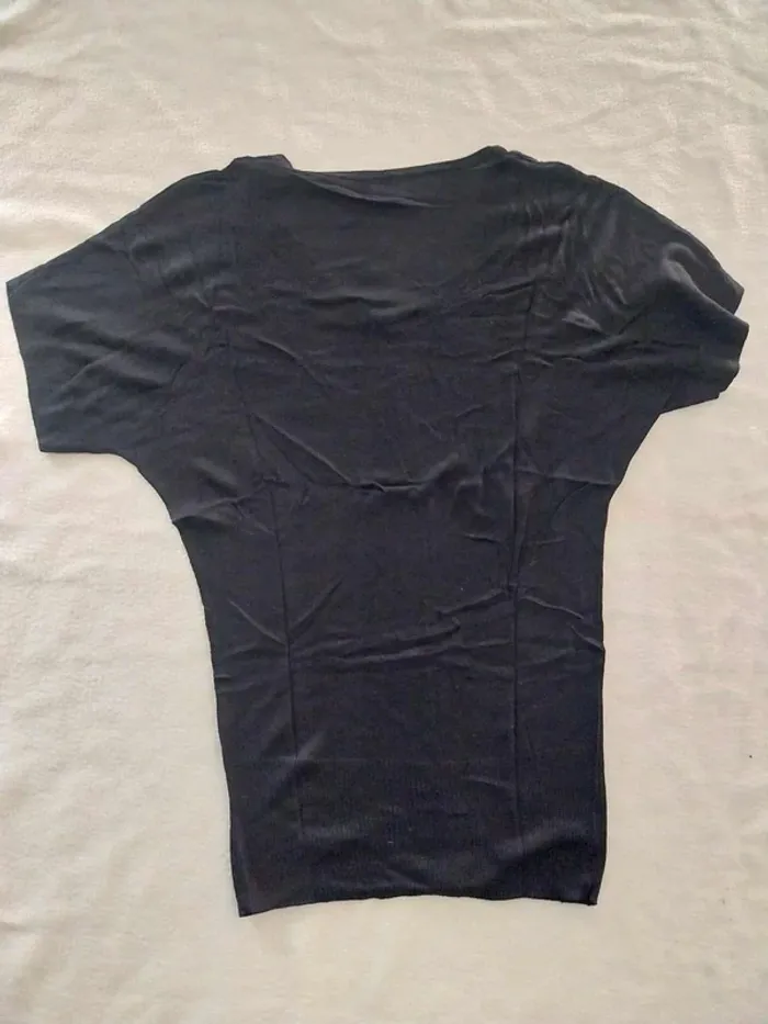 Haut / pull fin noir T42 - photo numéro 4