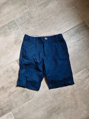 Short H&M neuf 8/9 ans