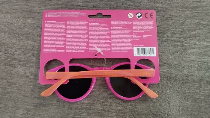 Lunette de soleil - photo numéro 2