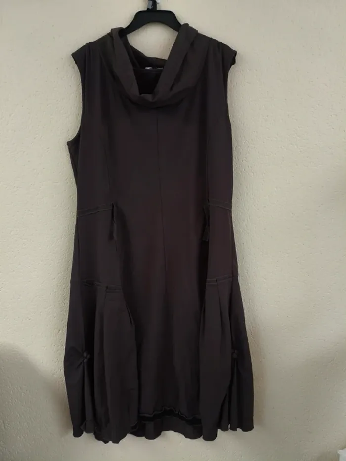 Robe marron - Épicéa - taille 46