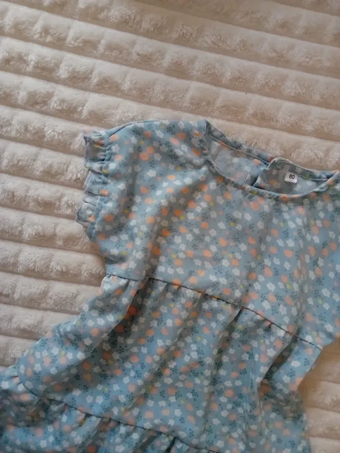 Robe fluide neuf 18mois 🩵👧 - photo numéro 2