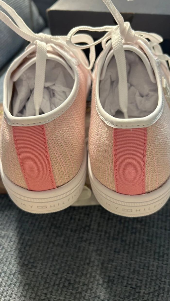 Sneakers - baskets Tommy Hilfiger neufs taille 39 - photo numéro 16