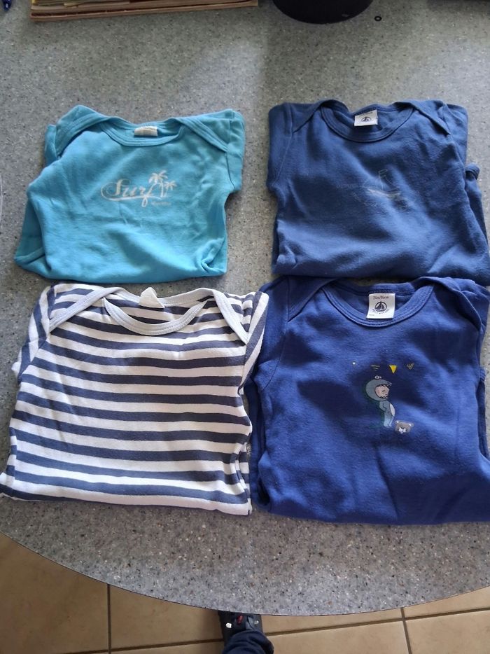 Lot de 4 body " t- 2 ans " bleu