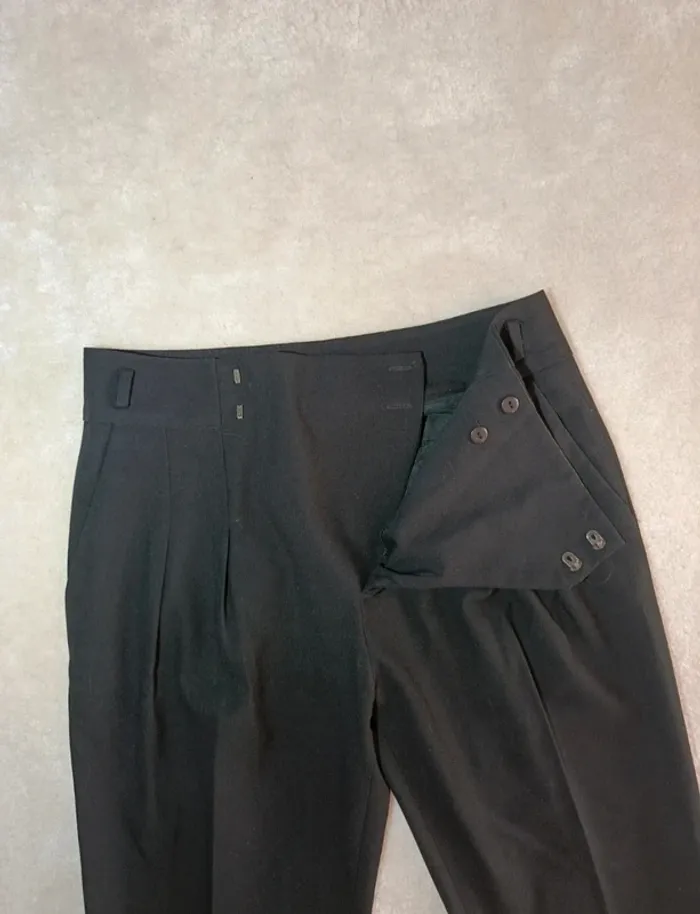 Pantalon ajusté Zara noir basic S fermeture agrafes et boutons croisée classe - photo numéro 2
